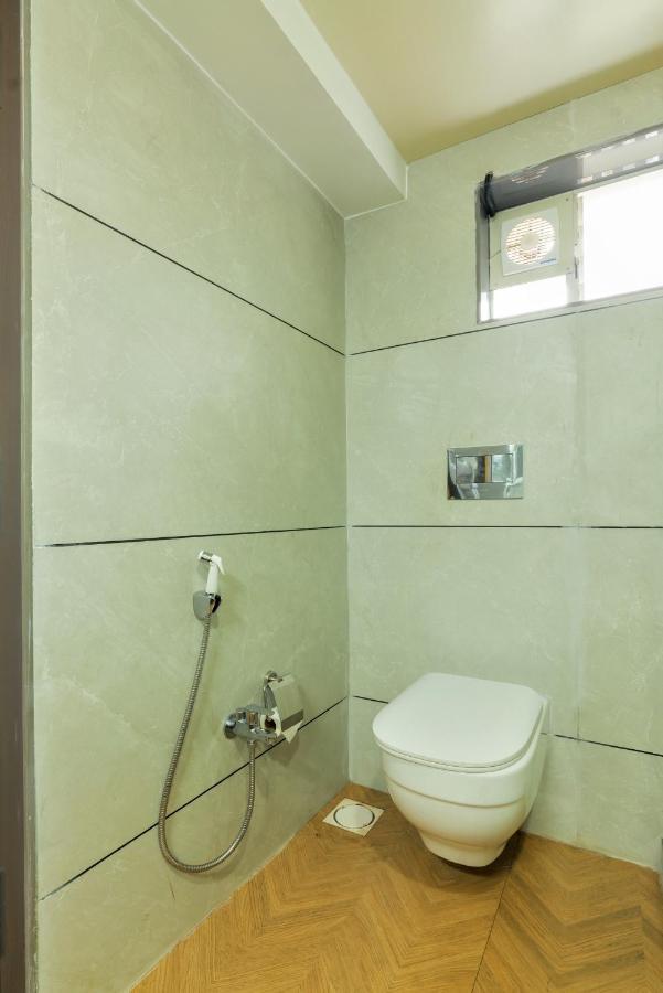 Gold Beach Villa Daman Bagian luar foto